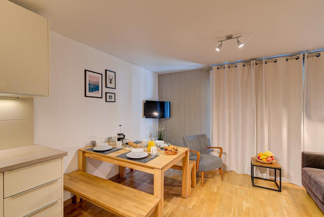 Apartment Fermes Du Montenvers B11 - Alpes Travel - Central Chamonix - Sleeps 4 Exterior foto